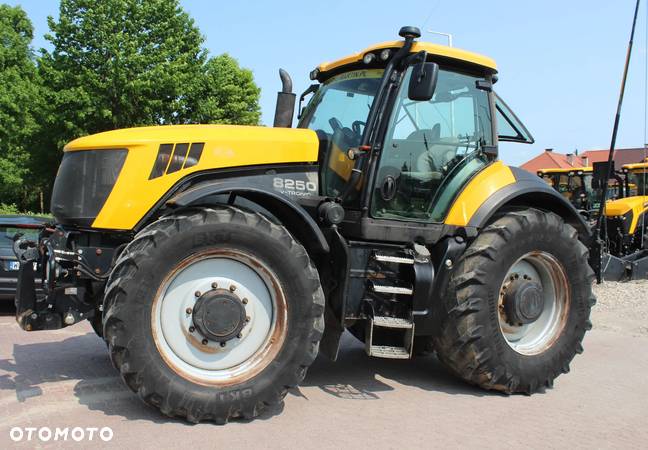 JCB Fastrac 8250 - 9