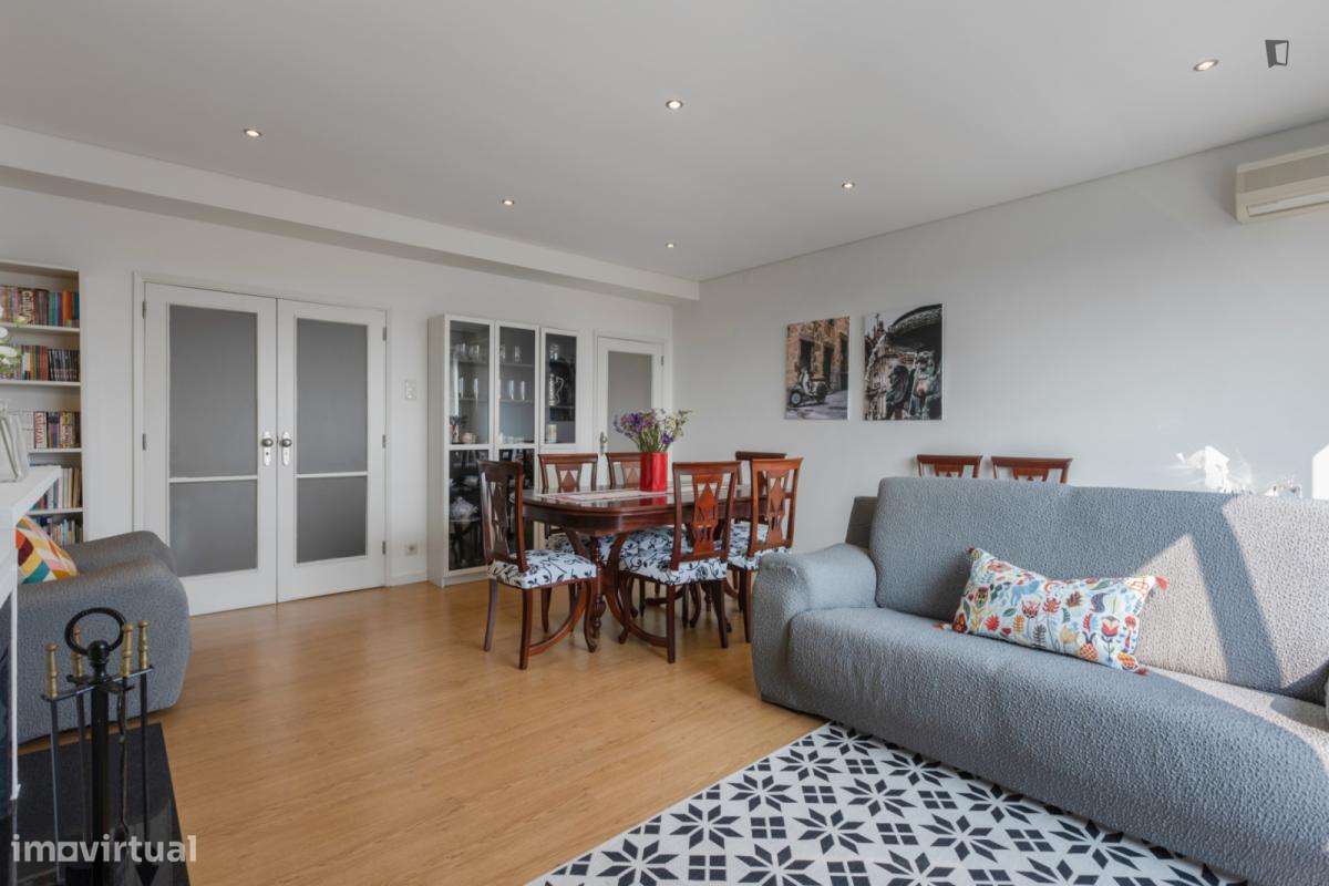 Apartamento com 3 quartos - localizado em Santo Ildefonso Porto - Grande imagem: 4/6