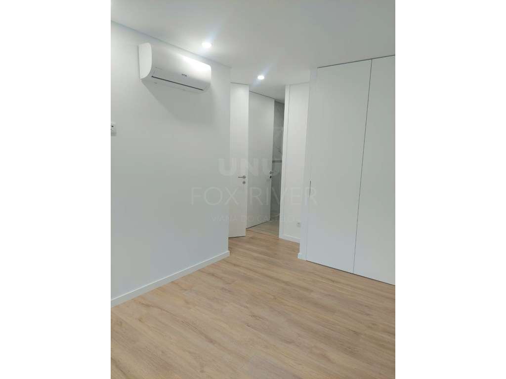 Apartamento T2 Novo para venda Cidade Nova - Darque-14