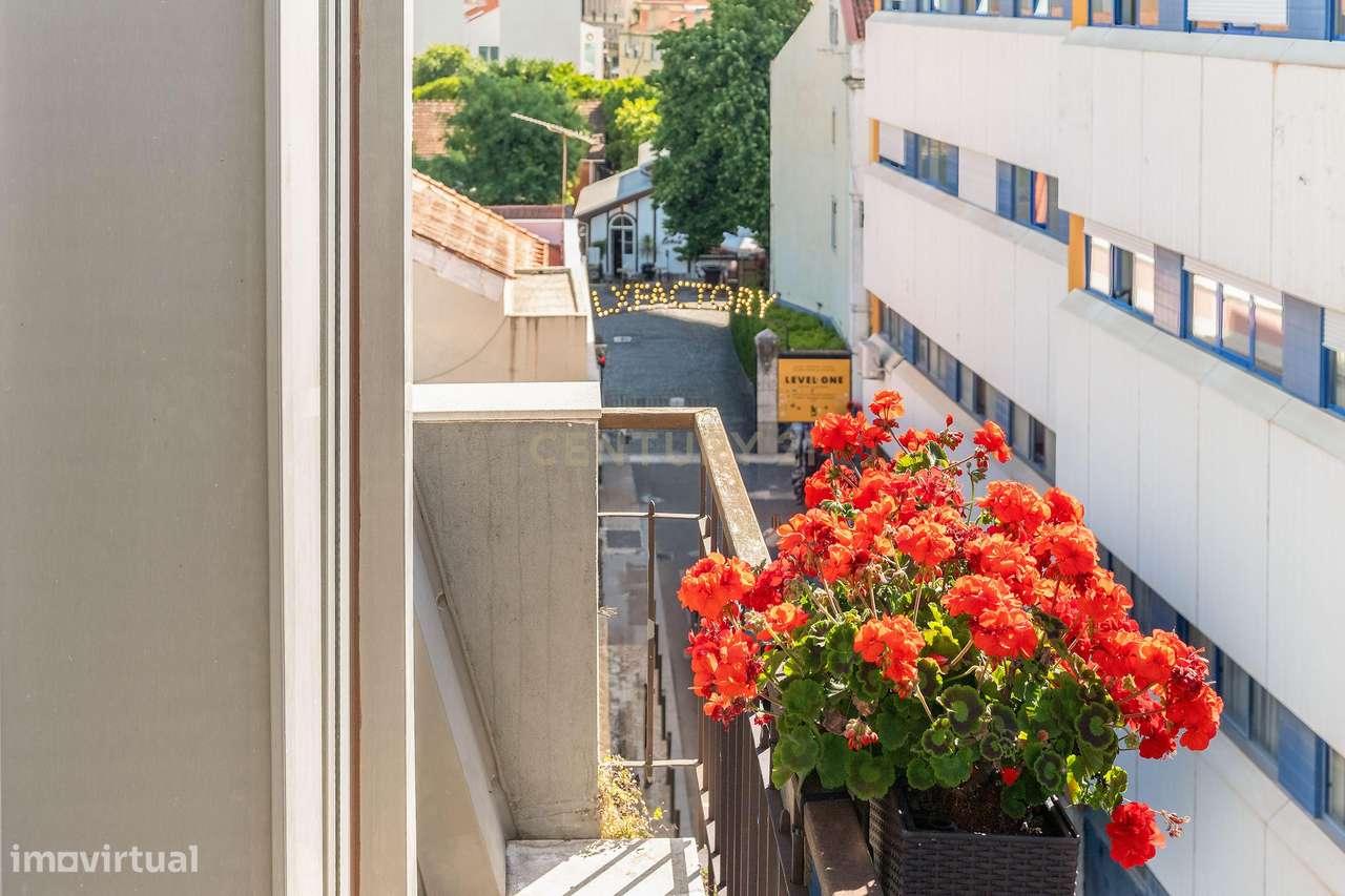 Apartamento T1 em Alcantara - com estacionamento-23