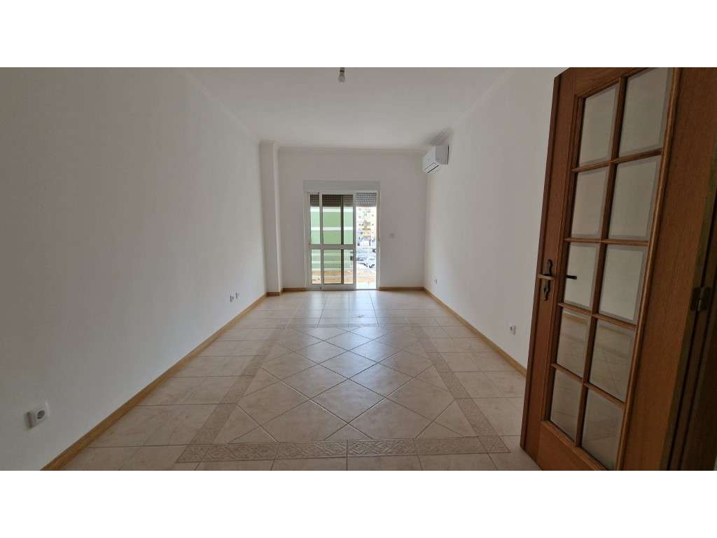 Hospital - T2 com varandas-3