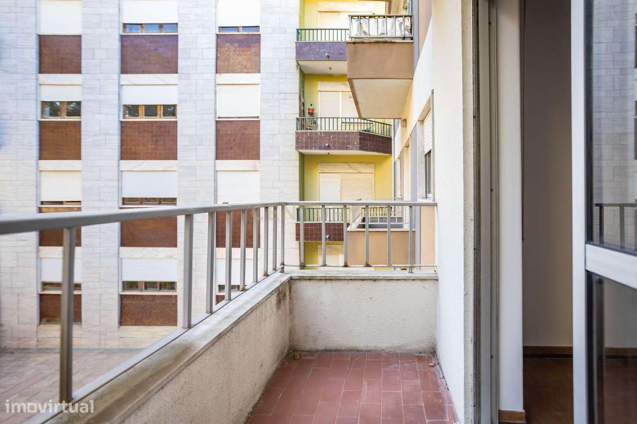 Apartamento T2+1 Quinta Alves da Silva-13