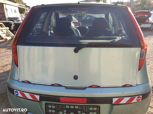 Hayon Haion Portbagaj Dezechipat cu Luneta Geam Sticla Fiat Punto Non Facelift 1999 - 2012 - 1