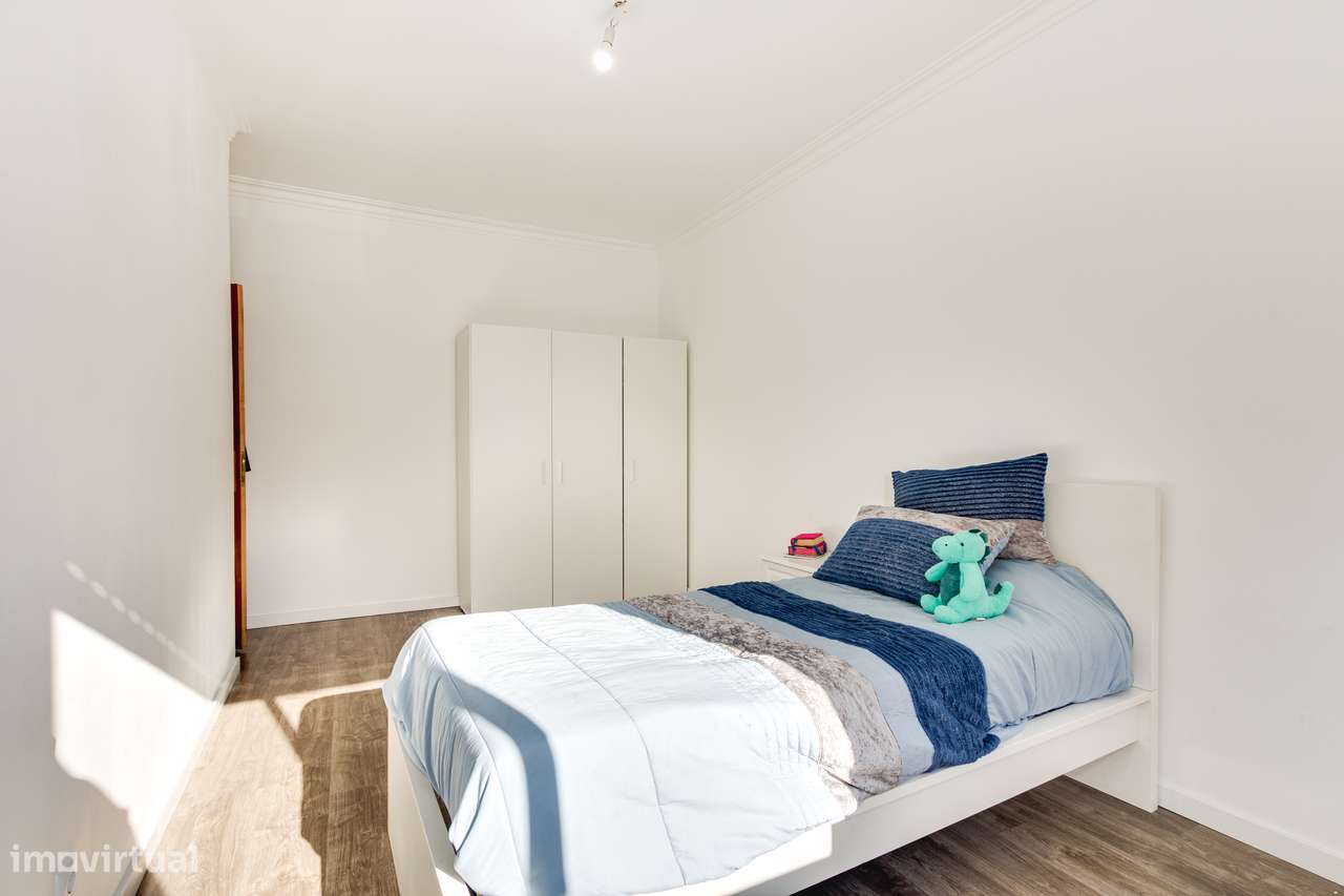 Apartamento T3 com 2 casas de banho em Agualva-18