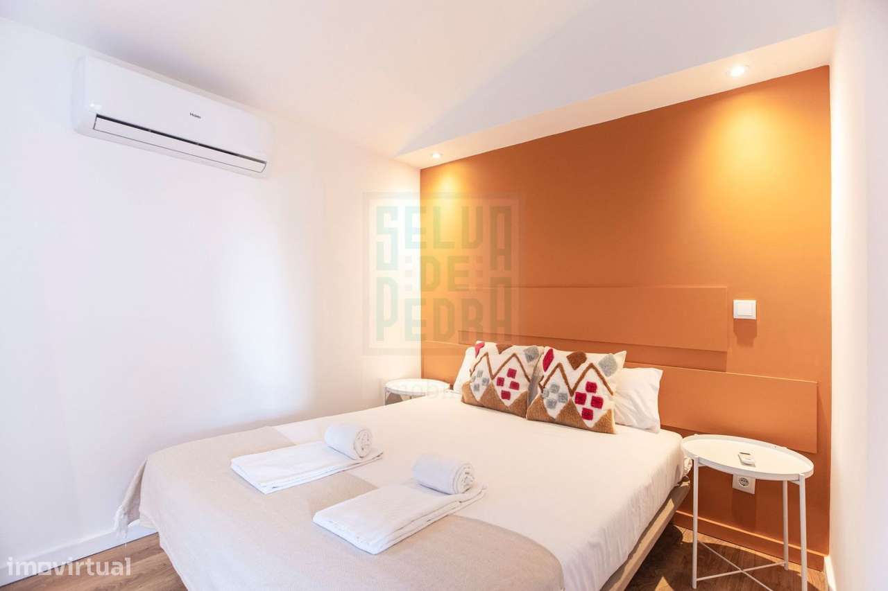 Moradia V2 mobilada e equipada para AL-21