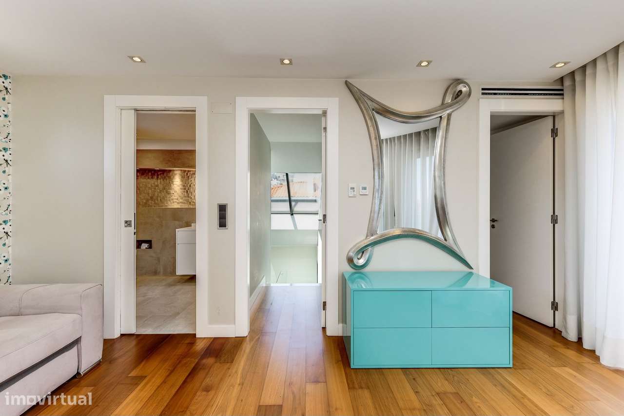 Moradia T5 de Luxo no Estoril — Exclusividade, Conforto e Estilo de Vi-35