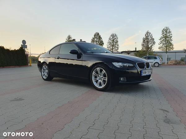 BMW Seria 3 320i Coupe - 7