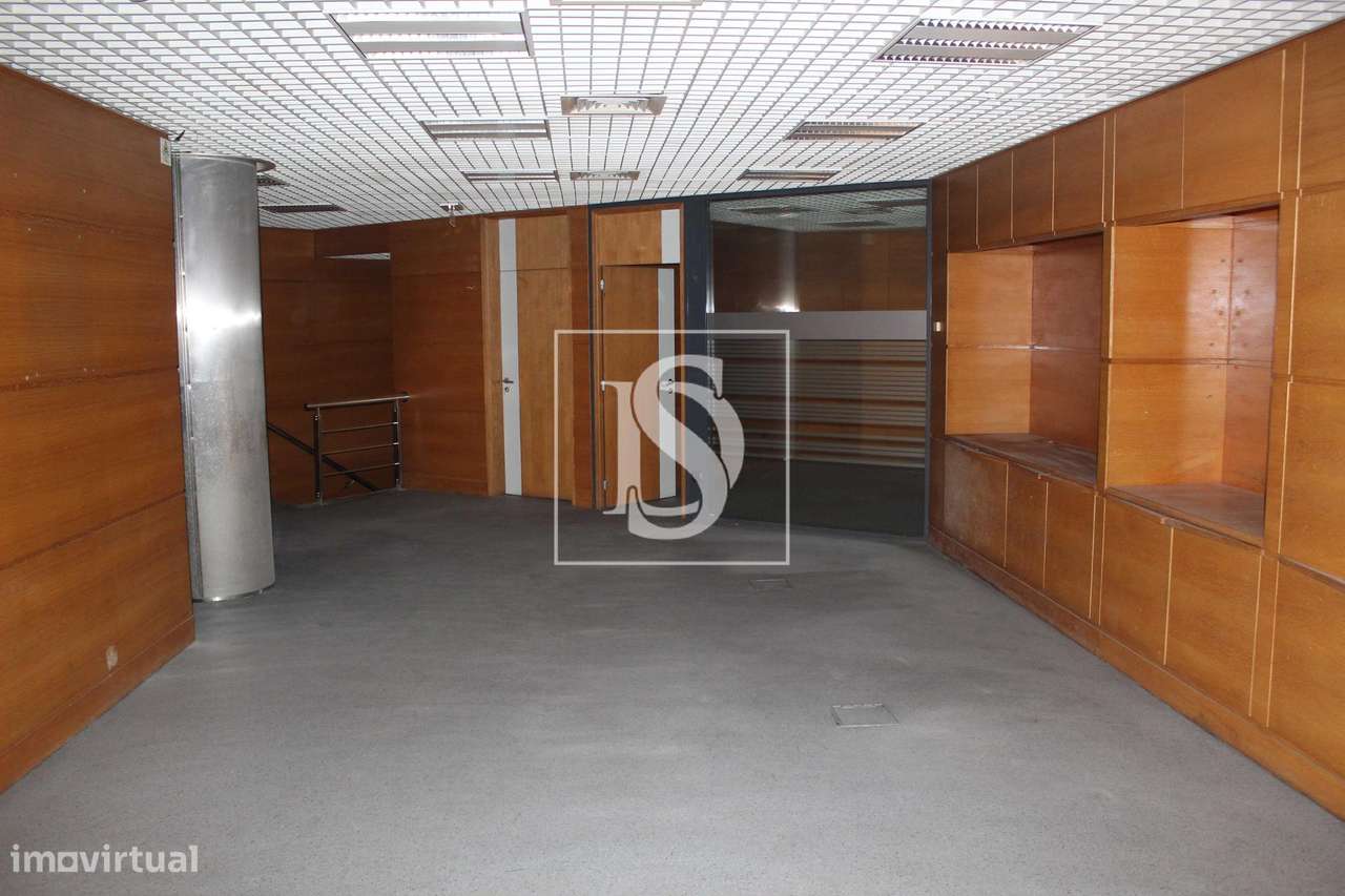 Loja, Porto, Paços de Ferreira, Paços de Ferreira - Grande imagem: 4/12