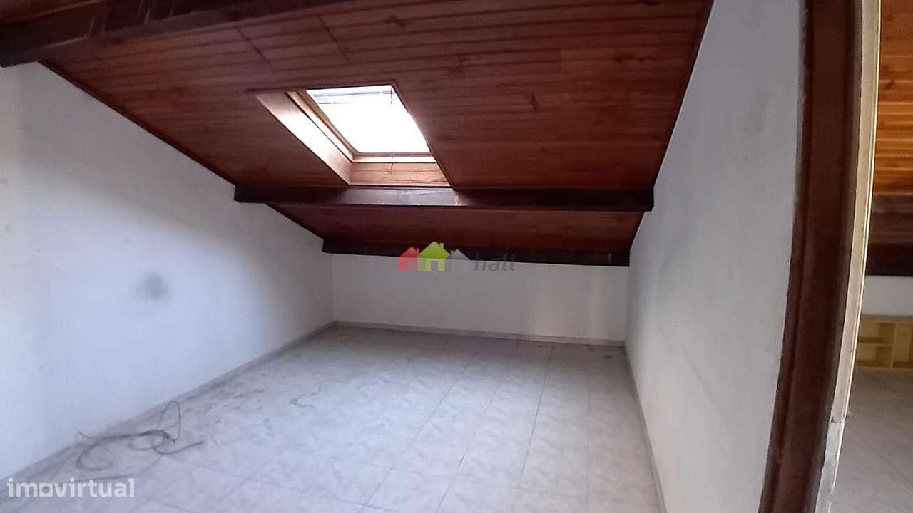 Moradia T4 térrea com anexos na Varzinha - Setúbal-28