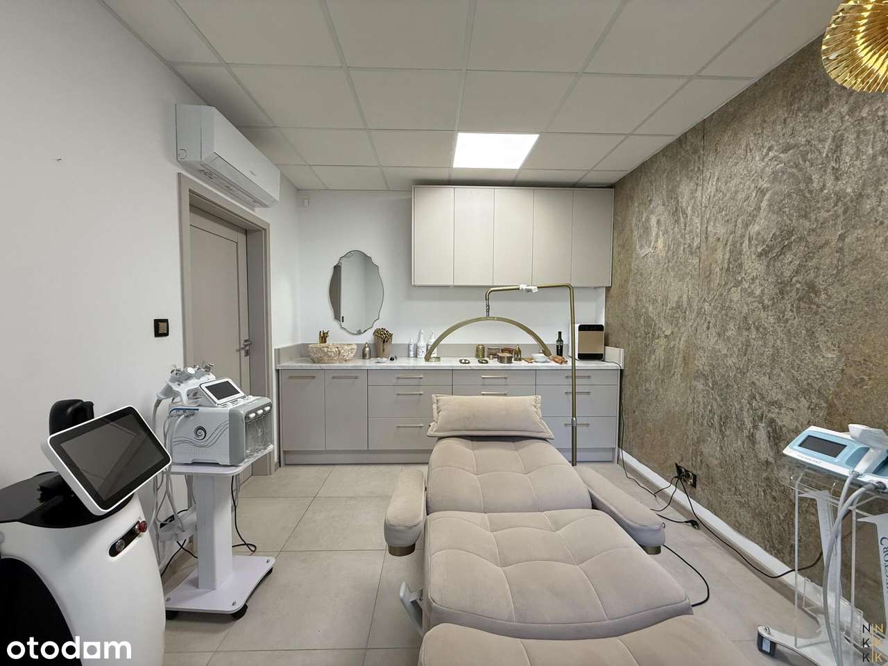 Salon kosmetyczny / medycyna estetyczna 46 m² / gotowy do przejęcia
