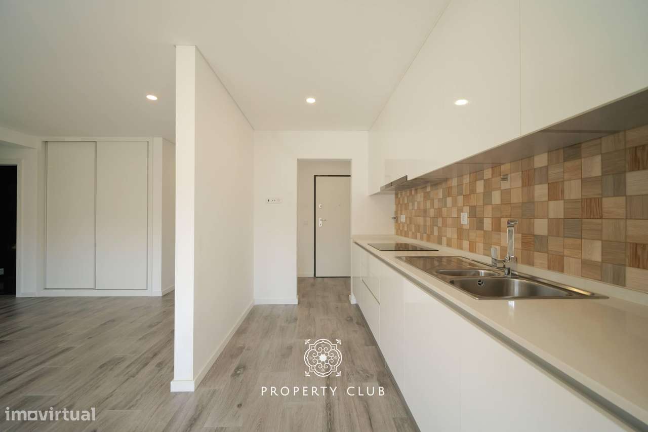 Apartamento T3 semi-novo na Urbanização Val Flores – Pinhal Novo-26
