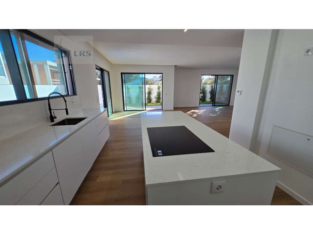 Murches, lindos acabamentos, moradia isolada com 3 suites e 1 quatr...-20