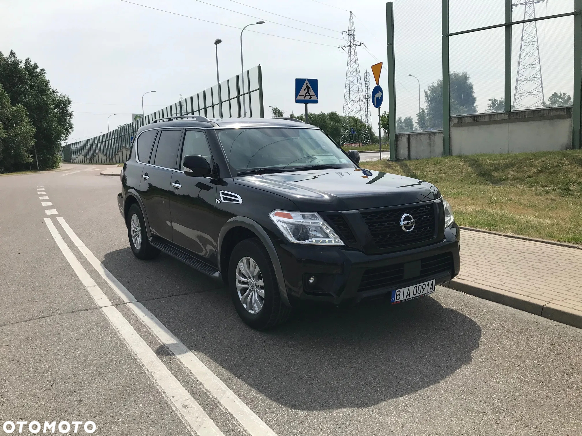 Nissan Armada - 6