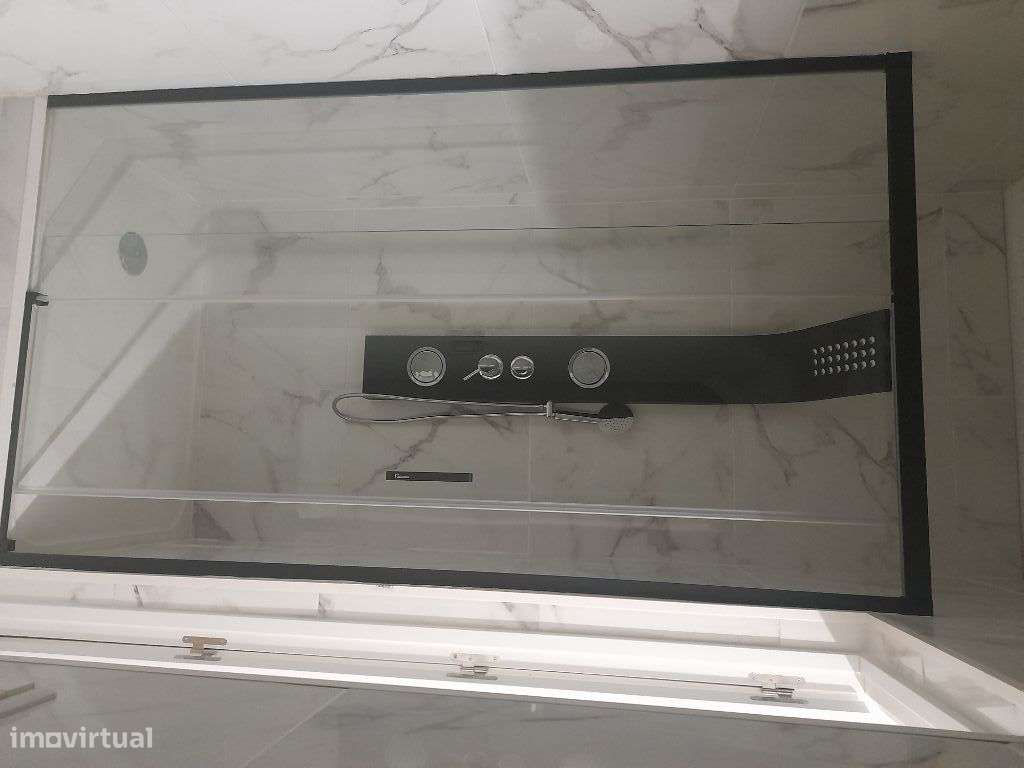 Apartamento Totalmente Remodelado e Equipado - Grande imagem: 5/5