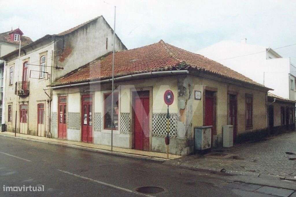 FANTÁSTICO IMÓVEL URBANO PARA CONSTRUÇÃO OU REABILITAÇÃO, NO CENTRO DE - Grande imagem: 5/13