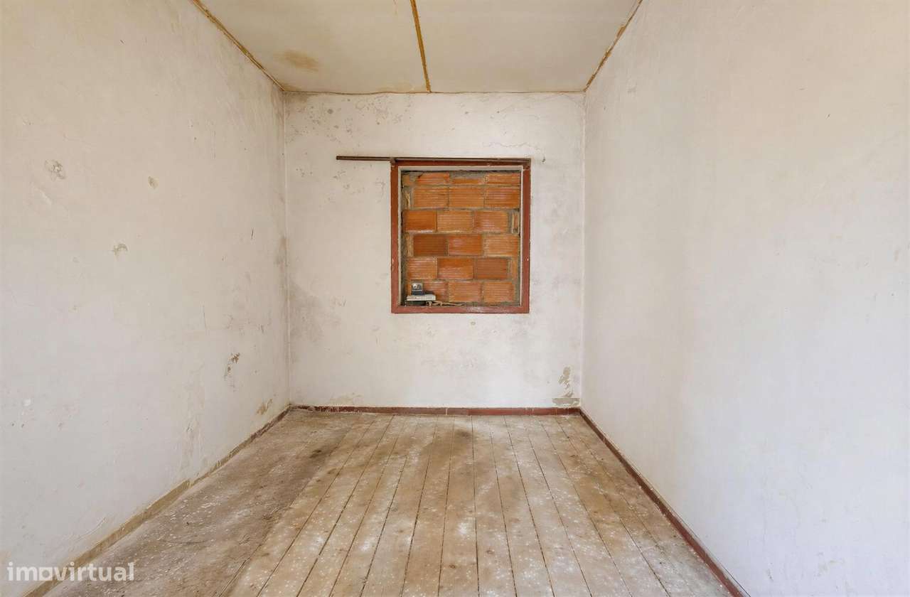 Casa Bifamiliar na Senhora da Hora | 185 m2 | Terreno com Cerca de...-19