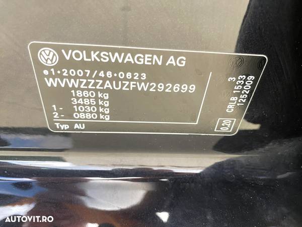 Volkswagen Golf 2.0 TDI (BlueMotion Technology) Highline - 40