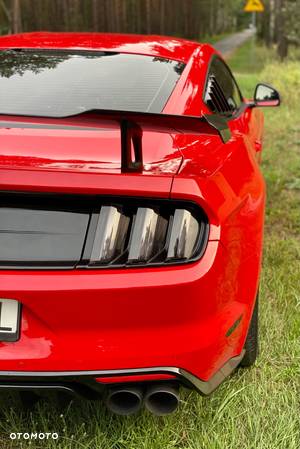 Ford Mustang 5.0 V8 GT - 8