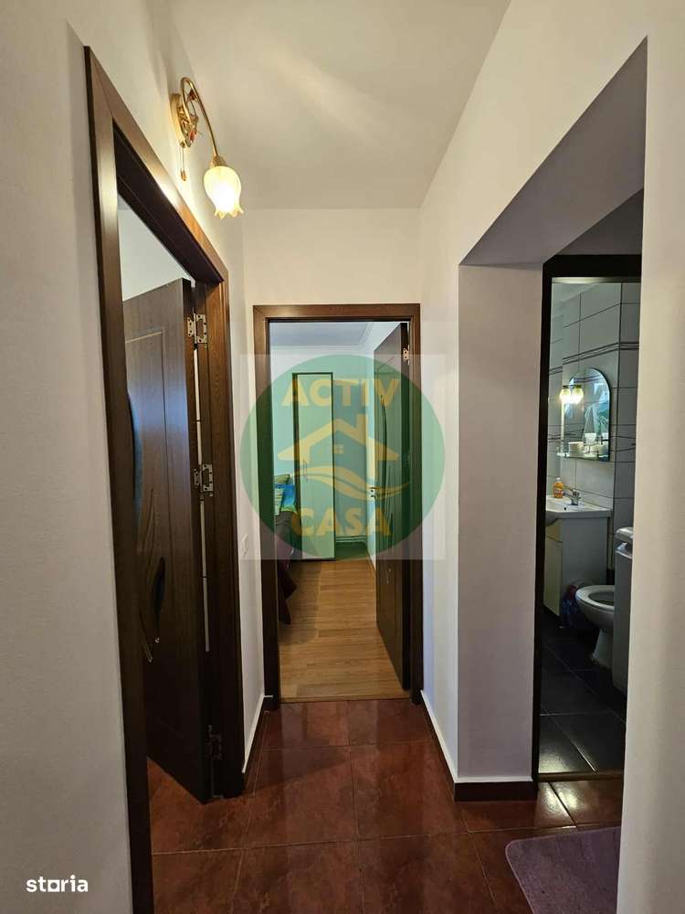 Apartament 2 camere, etaj 2. zona Piata Mare - Imagine principală: 2/10