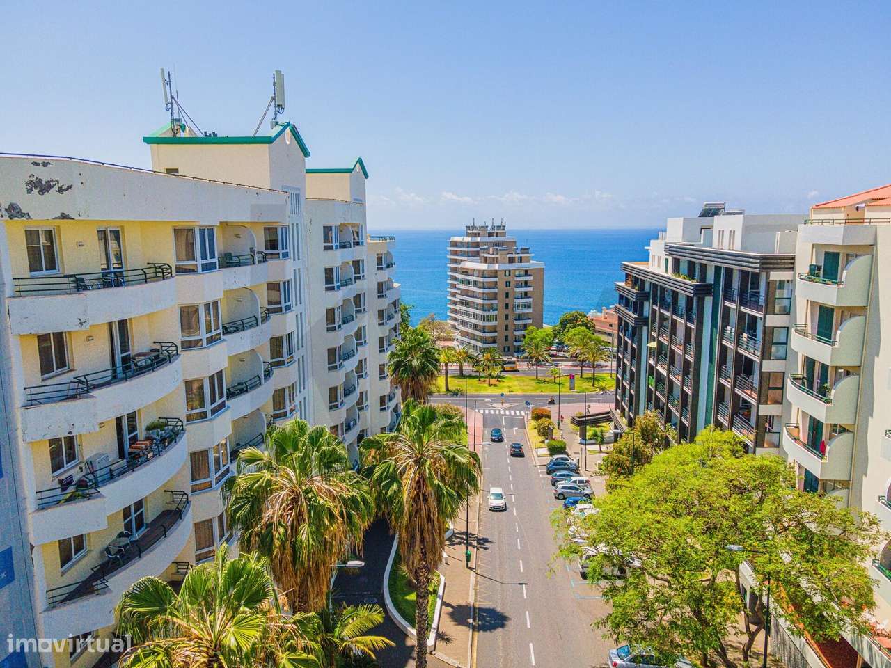 Apartamento T1 - Forum Madeira - Grande imagem: 3/14