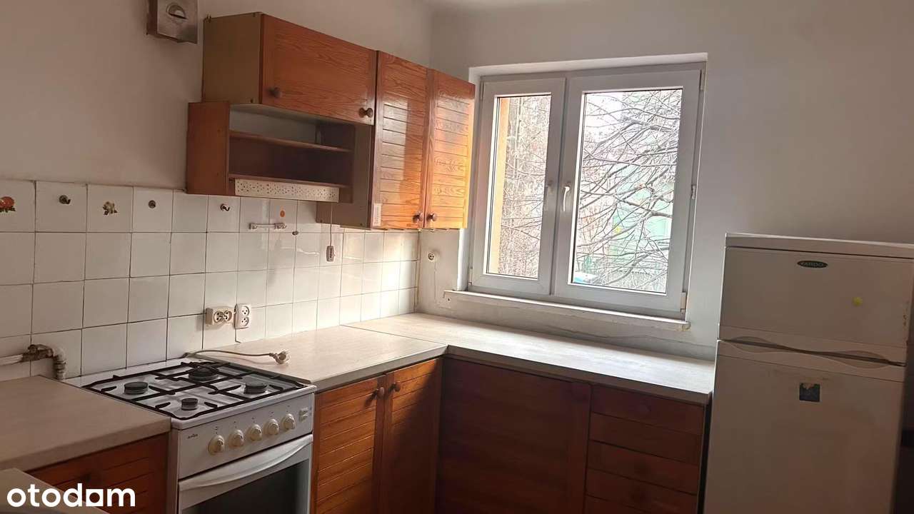 Mieszkanie do remontu w centrum Wołomina-1