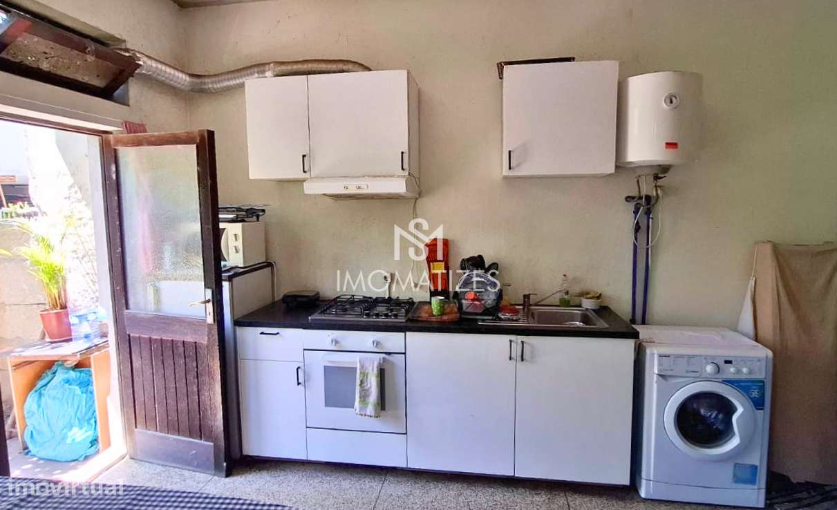 Loja com Terraço Amplo | Rua Costa Cabral, Porto - Grande imagem: 5/7