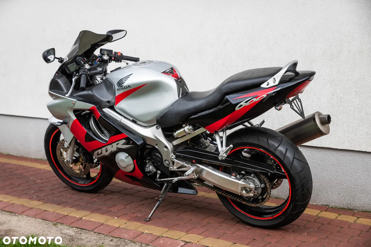 Honda CBR - 4