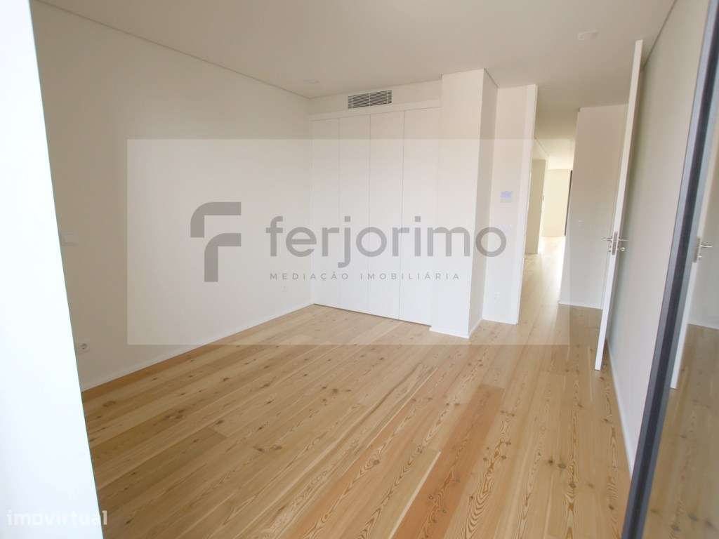 Fantástico apartamento T2 em Creixomil-26