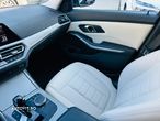 BMW Seria 3 320d xDrive AT MHEV - 36