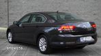 Volkswagen Passat 2.0 TDI SCR Comfortline - 8