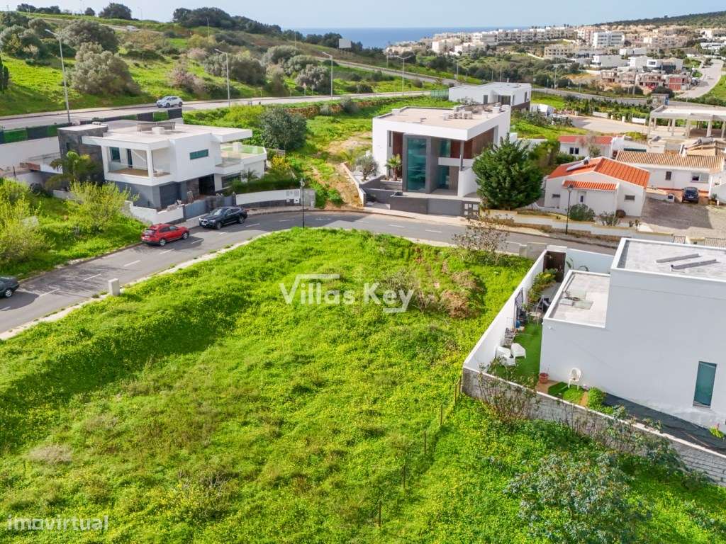 Lote de terreno para construção de uma moradia com piscina a 10 min... - Grande imagem: 2/10