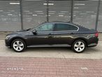 Volkswagen Passat 2.0 TDI Elegance DSG - 14