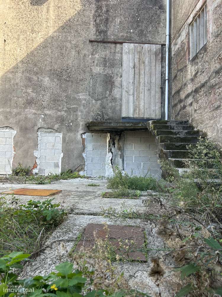 Armazém - Milheirós, Maia - com possibilidade de habitação-10