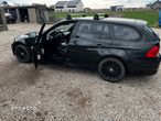 BMW Seria 3 320d xDrive DPF Touring - 7