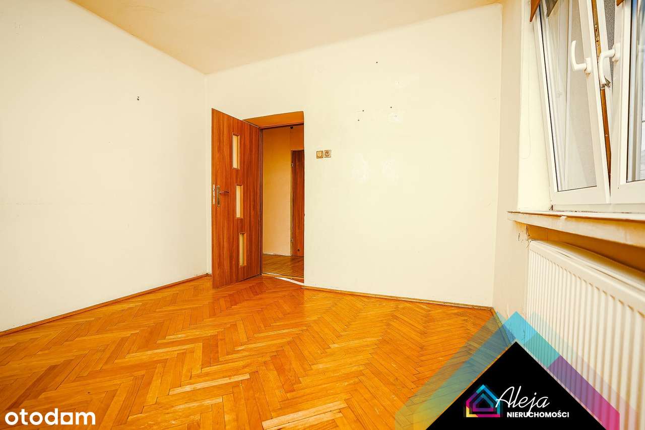 Dom w komfortowej lokalizacji.Częstochowa 1000-lecie-9