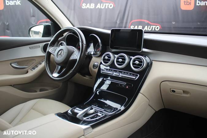 Mercedes-Benz GLC 220 d 4MATIC - 8