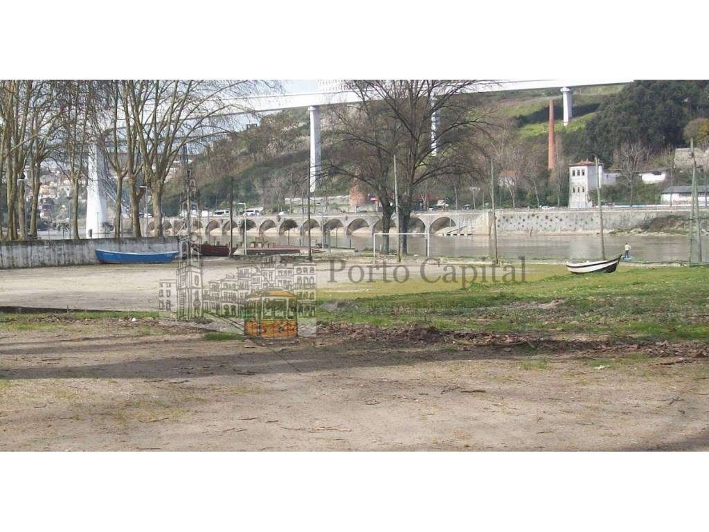 EXCELENTE Apartamento T2+1 NA OLIVEIRA DO DOURO - Grande imagem: 3/20