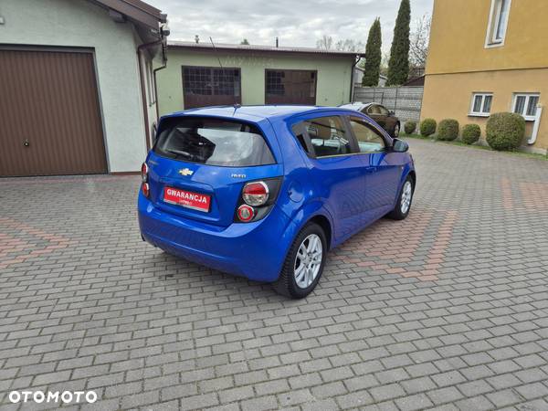 Chevrolet Aveo 1.6 LTZ S/S - 22