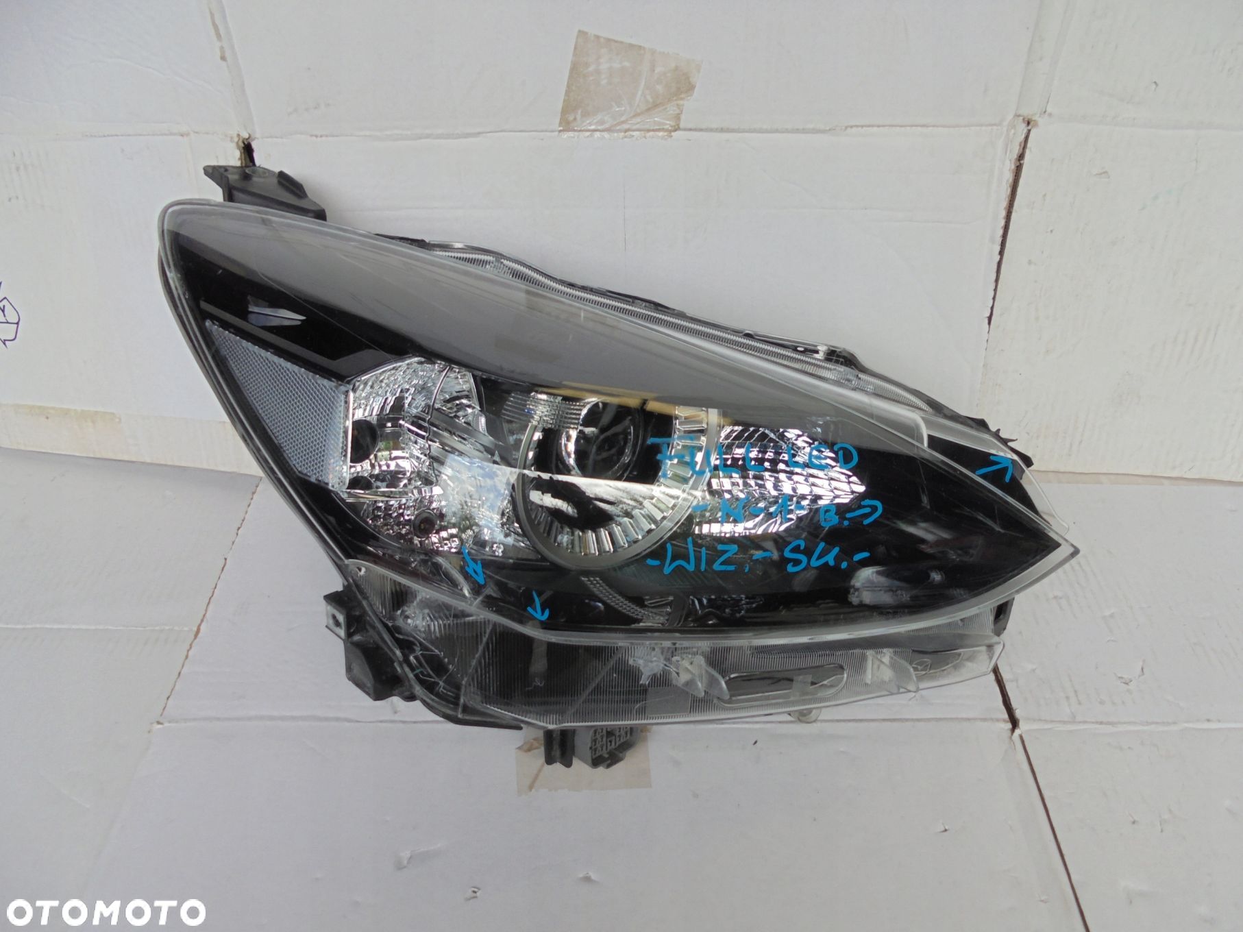 FULL LED PRAWY LAMPA MAZDA 2 II FL LIFT 2020-2021 - 1