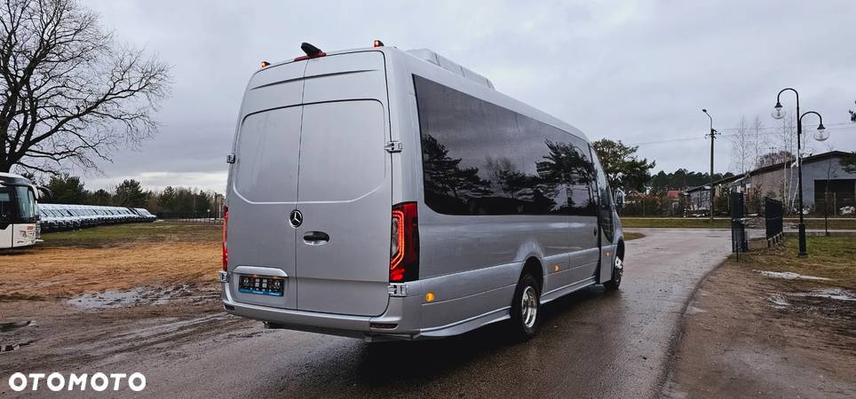 Mercedes-Benz Sprinter 519 CDI - 23