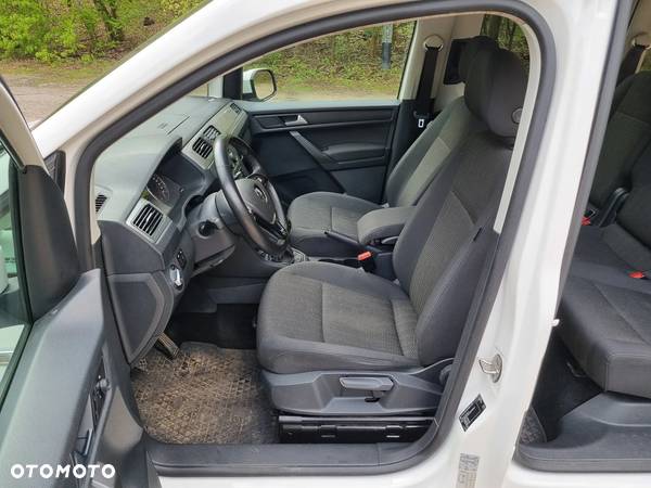 Volkswagen Caddy 2.0 TDI Comfortline - 13
