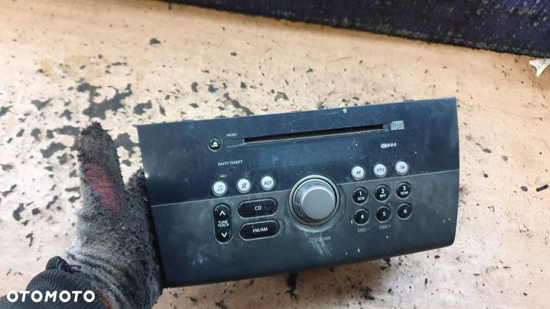 SUZUKI SWIFT MK6 RADIO CD FABRYCZNE - 1