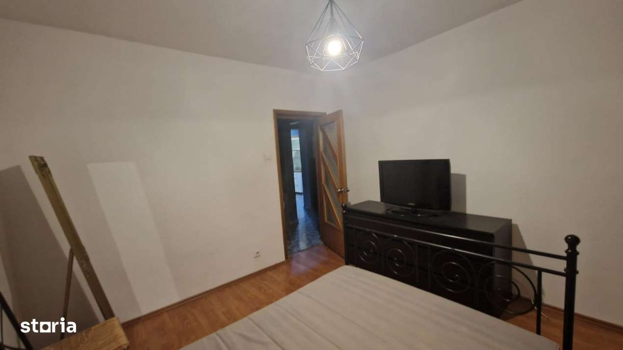 Apartament 3 camere, decomandat, 70mp, Calea Bucuresti, zona Electropu - Imagine principală: 4/9
