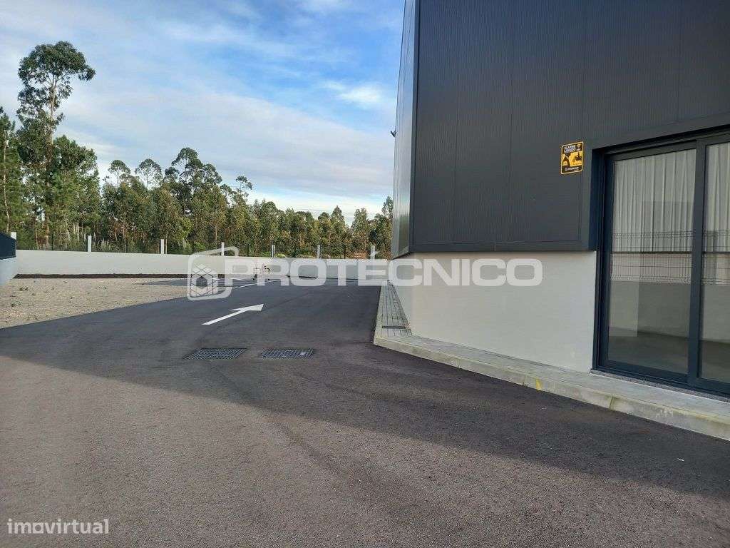 Armazém c/ 400m2 – Z. I. Cacia - Grande imagem: 5/5