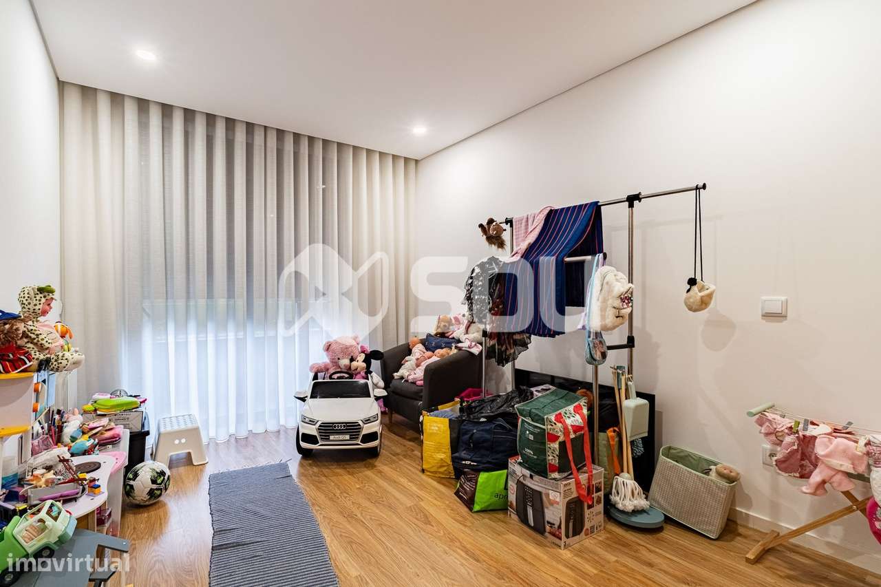 Apartamento T3+1 em Penafiel-17