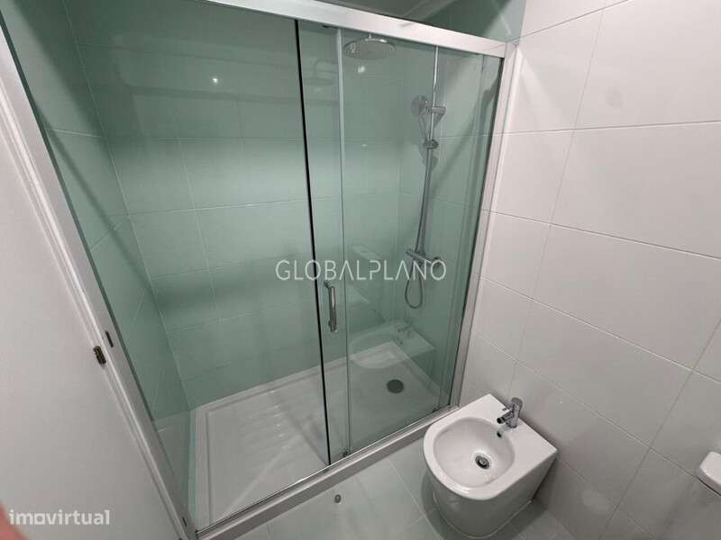 Apartamento T3 Avenida 25 de Abril-21