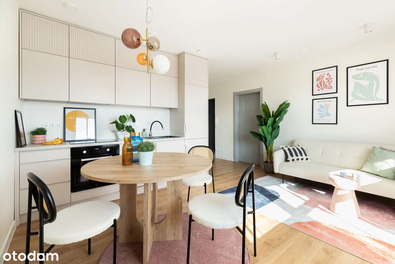 72 m²  / 4 POKOJE / BALKON 31 m² / TRAMWAJ POD DOMEM-0