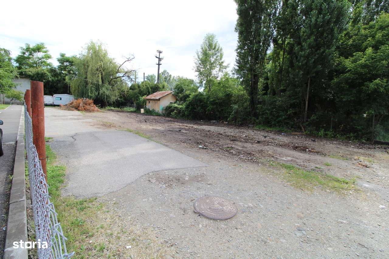 Teren intravilan de vanzare, 702 mp, zona 9 mai-2