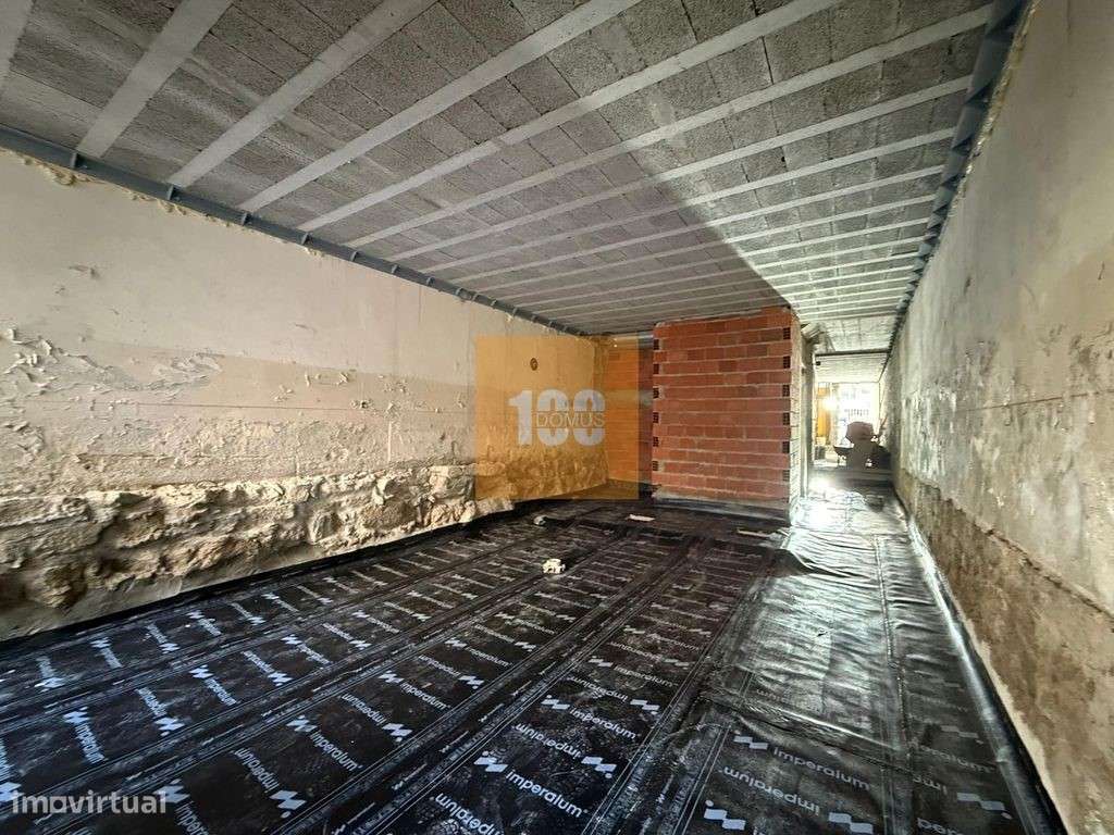 Loja na Rua do Almada - Grande imagem: 4/23