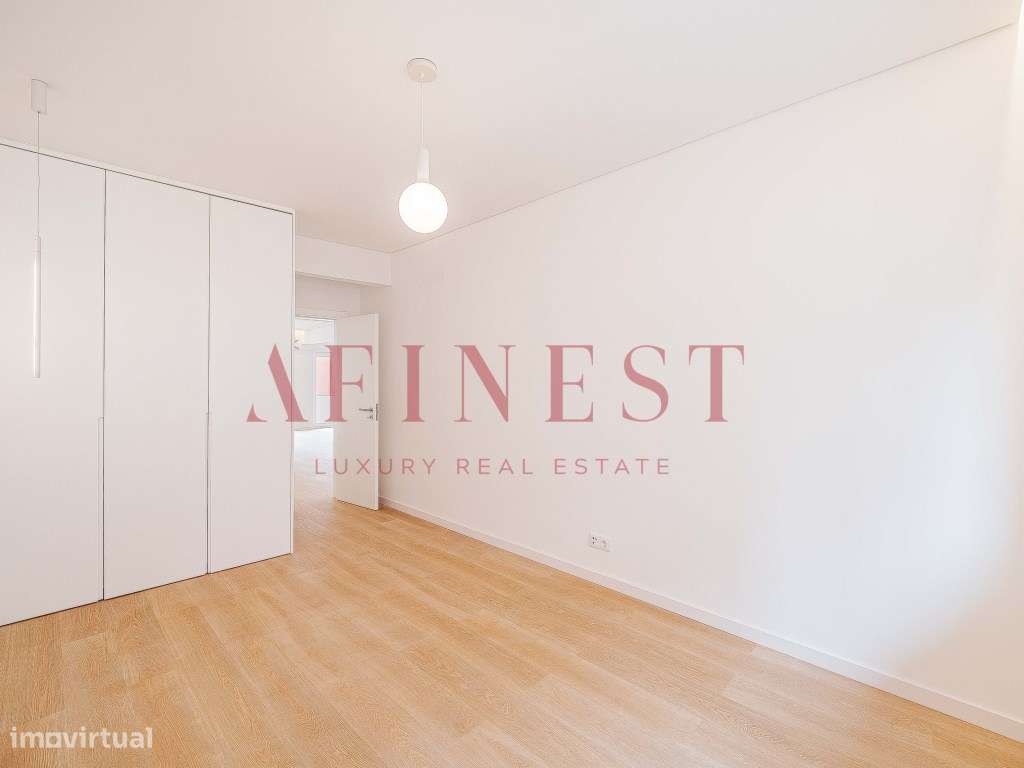 T2 Totalmente Remodelado | Graça | 70m² | Nascente/Poente | Varanda...-18